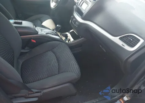 2018 Dodge Journey Se z USA, uszkodzony, nr VIN 3C4PDCAB1JT529370